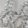 Silver diamond-encrusted heart-shaped earrings, fashionable, simple and versatile ladies' earrings, accessories, earrings, stud earrings, silver needle vintage accessories Application Scenario